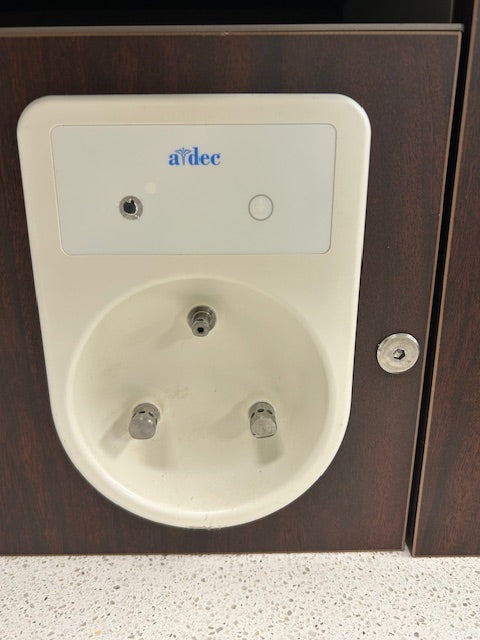 Adec 12:00 rear treatment cabinet, Model 5580 with many extras (3 available)