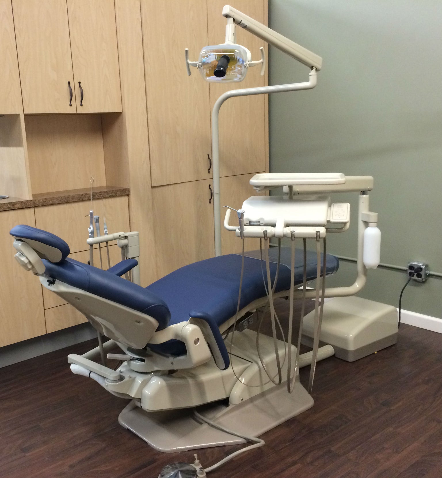 Reburbished Dental Equipment Refurbished Dental Chair Packages — Superior DDS
